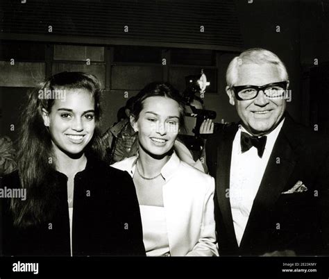 Cary Grant With Daughter Jennifer And Wife Barbara Harris . October ...