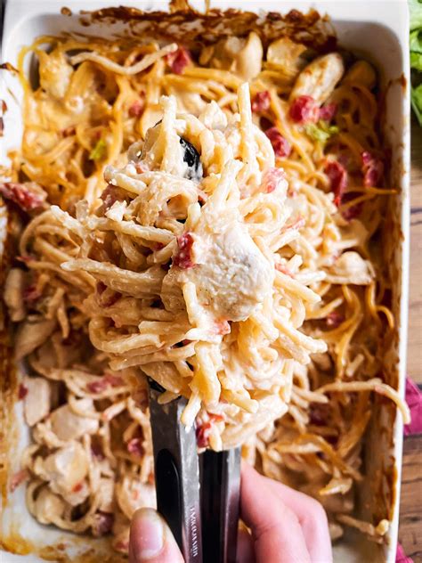 Rotel Chicken Spaghetti Recipe - Unfussy Kitchen