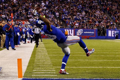 Download Odell Beckham Jr Amazing Catch Wallpaper | Wallpapers.com