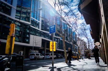 El edificio Estel ultima su reforma para renacer como complejo de oficinas