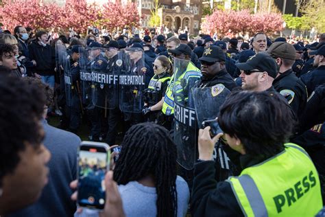 After police remove tents, make arrests, protesters at UW-Madison ...