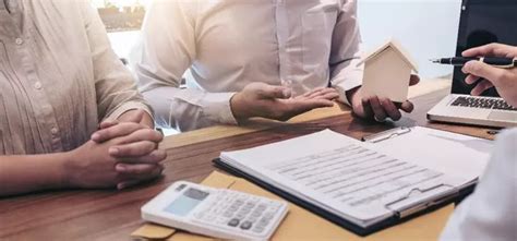 Understanding The Pros And Cons Of Buying & Renting A House