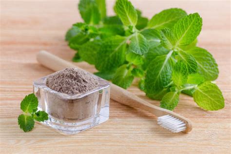 Licorice Root Powder For Teeth - Benefits & Herbal Remedies – VedaOils