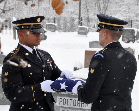 N.Y. Army National Guard Honor Guard teams to complete 9,600 funerals ...