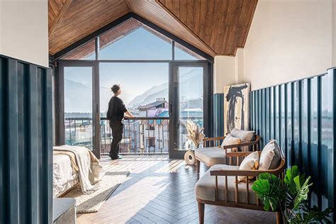 Breathe A Whiff of Parisian Air Amidst the Himalayan Alps | Goodhomes.co.in