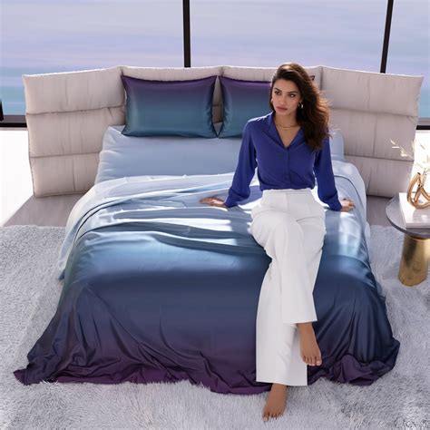 Lover's Dusk Bedsheet Set – Stoa Paris