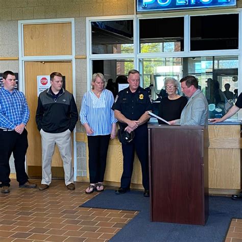 Weymouth Police Department Lieutenant Tom Greeley Retires After 30 ...