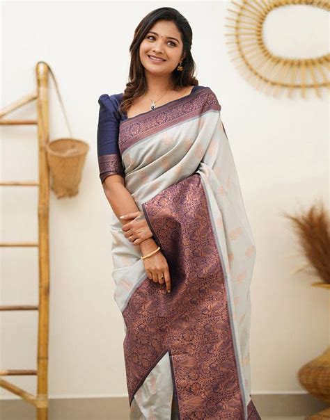 White Copper Zari Saree With Jaquard border Blouse – Sareewave