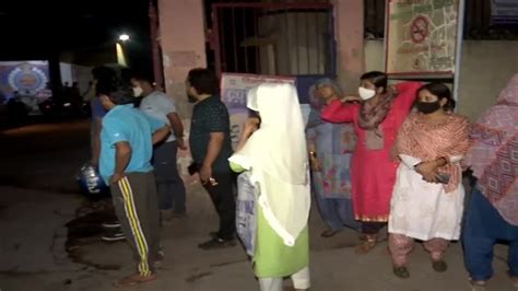 दिल्ली के वेलकम में बच्चों के विवाद में भिड़े दो समुदाय के लोग, तीन ...
