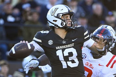 Hawaii vs Vanderbilt Predictions & Betting Tips - August 26, 2023 | College Football Week 0