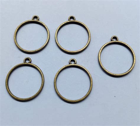 Round Bezel Pack Of 10 – Bina's Art - Resin Store