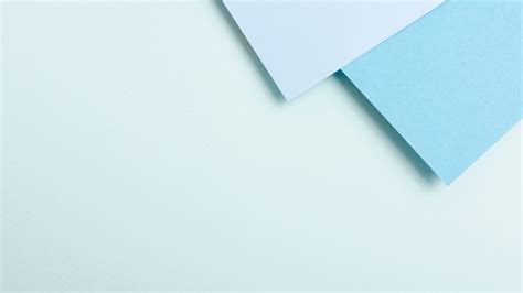 Blue toned collection of paper sheets with copy space | Free Photo