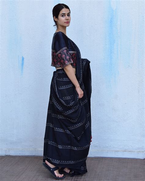 Buy Black Ghungroo Block Printed Cotton Saree | Chidiyaa