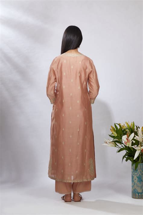Dusty rust straight kurta set with zari embroidery – Kora India