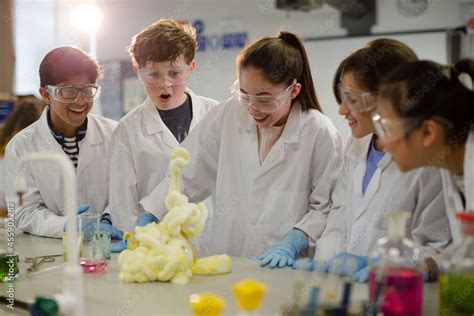 Exploding Foam Science Experiment 的图像结果