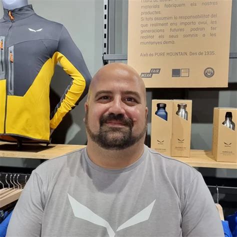 VERTIC | BARCELONA | Mountain Shop