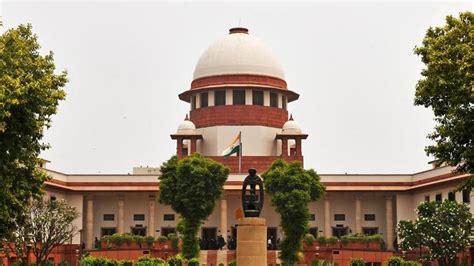 SC orders reinstatement of Varanasi sweepers fired for exposing racket