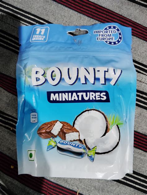 Bounty Miniature Milk Chocolate, 150 gram : Amazon.in: Grocery ...