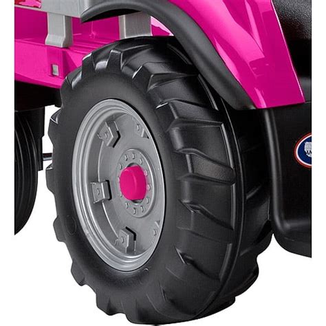 Buy Case IH Magnum Tractor and Trailer Girls' 12-Volt Battery-Powered ...