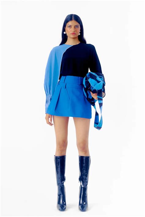 Mission Crepe Top - Elahe