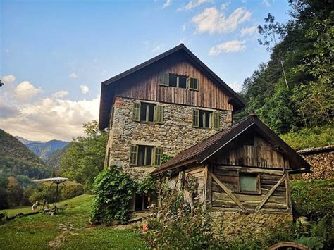 KLAVŽE 28 (Most na Soci) - Guesthouse Reviews, Photos, Rate Comparison ...