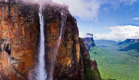 6 Tallest Waterfalls To Witness in The World - lifeberrys.com