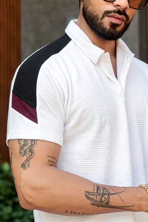 White Colorblock Self Design Polo Collar T-shirt – Gritstones