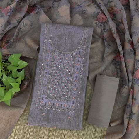 KUSHI - Light Grey Cotton Silk With Beautiful Yoke Embroidery With A R ...