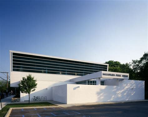 Massapequa Public Library | Bentel & Bentel Architects/Planners A.I.A.