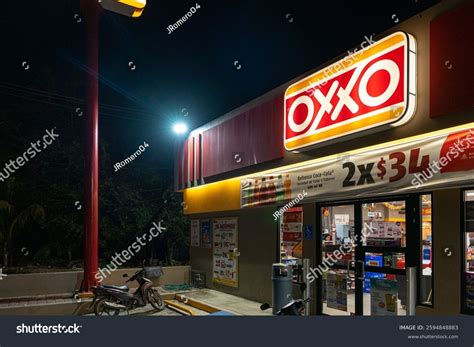 Oxxo Franchise Convenience Store Femsa Monterrey Stock Photo 2594848883 | Shutterstock