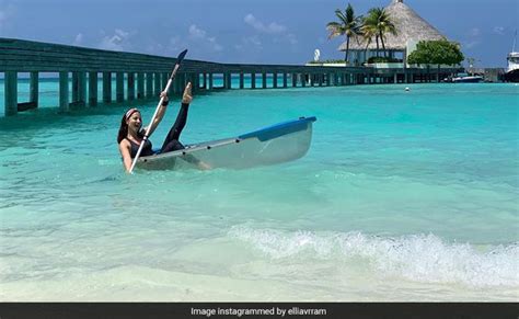 मालदीव में छुट्टियां मना रही हैं एली अवराम, स्टाइलिश अंदाज से जीता ...