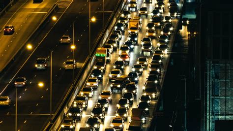 Mumbai: Long weekend fails to yield expected biz for private operators ...