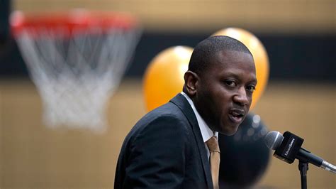 New Missouri basketball coach lands top Junior College recruit