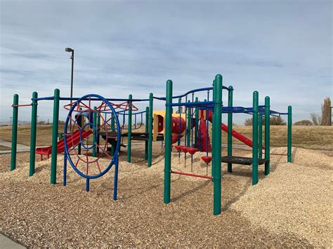 REVIEW OF EMMA RUSSELL PARK, ROY, UT - Weber County Playgrounds