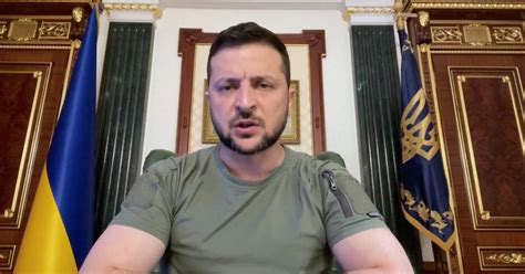 Ukraine claims breakthrough in south after warning Russians to 'flee ...