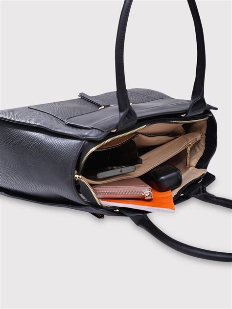 Buy Caprese Dakota Satchel Large Black @ Rs.2449 | Caprese Bags