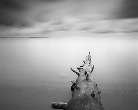 Wind & Rain in Grand Traverse Bay, Michigan, USA [OC] 4800x3840 : r ...