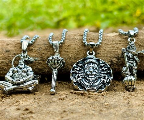 Lord Hanumanji Pendant Combo ( BUY 1 GET 3 FREE ) – DAKSHIS
