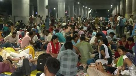 Bikash Bhawan Abhiyan - Bikash Bhawan Abhiyan: ভ্যাপসা গরমে রাতভর ...