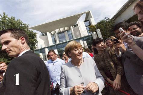 Body Language Angela Merkel 的图像结果