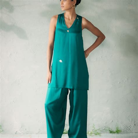 Soarhigh Kurti Set – Emerald Green Sleeveless Kurti & Salwar with Bird ...