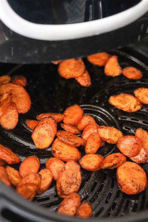 Air Fryer Roasted Carrots (easy side dish) • Domestic Superhero