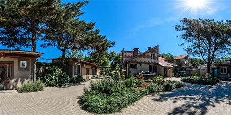 LESNOI RECREATION COMPLEX (Sevastopol) - Specialty Inn Reviews & Photos ...