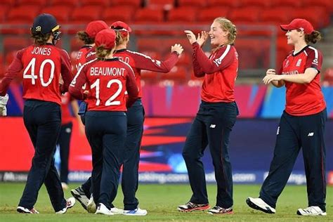 इंग्लैंड की वेस्टइंडीज पर एक और आसान जीत, क्लीन स्वीप से एक जीत दूर ...