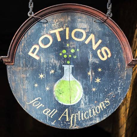 Timelines of Science: From Fossils to Quantum Physics : Ball, Leo, Fara ...