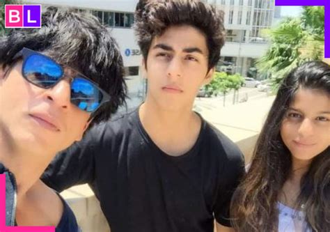 Shah Rukh Khan has THIS request from his fans, “Aryan, Suhana ko bus 50 ...