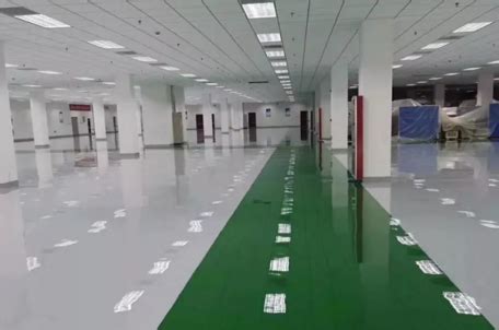 远离静电烦恼----天津富士康防静电自流平地坪项目