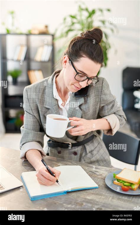 Overworked Female 的图像结果