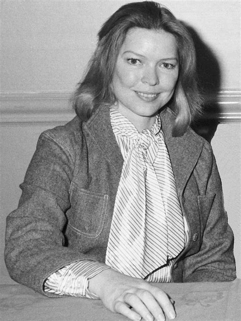 Ellen Burstyn Young Riffraff: For Those Who Think Young (1964) | The