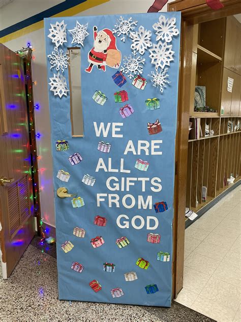 Christmas Door Decorating Contest Pictures